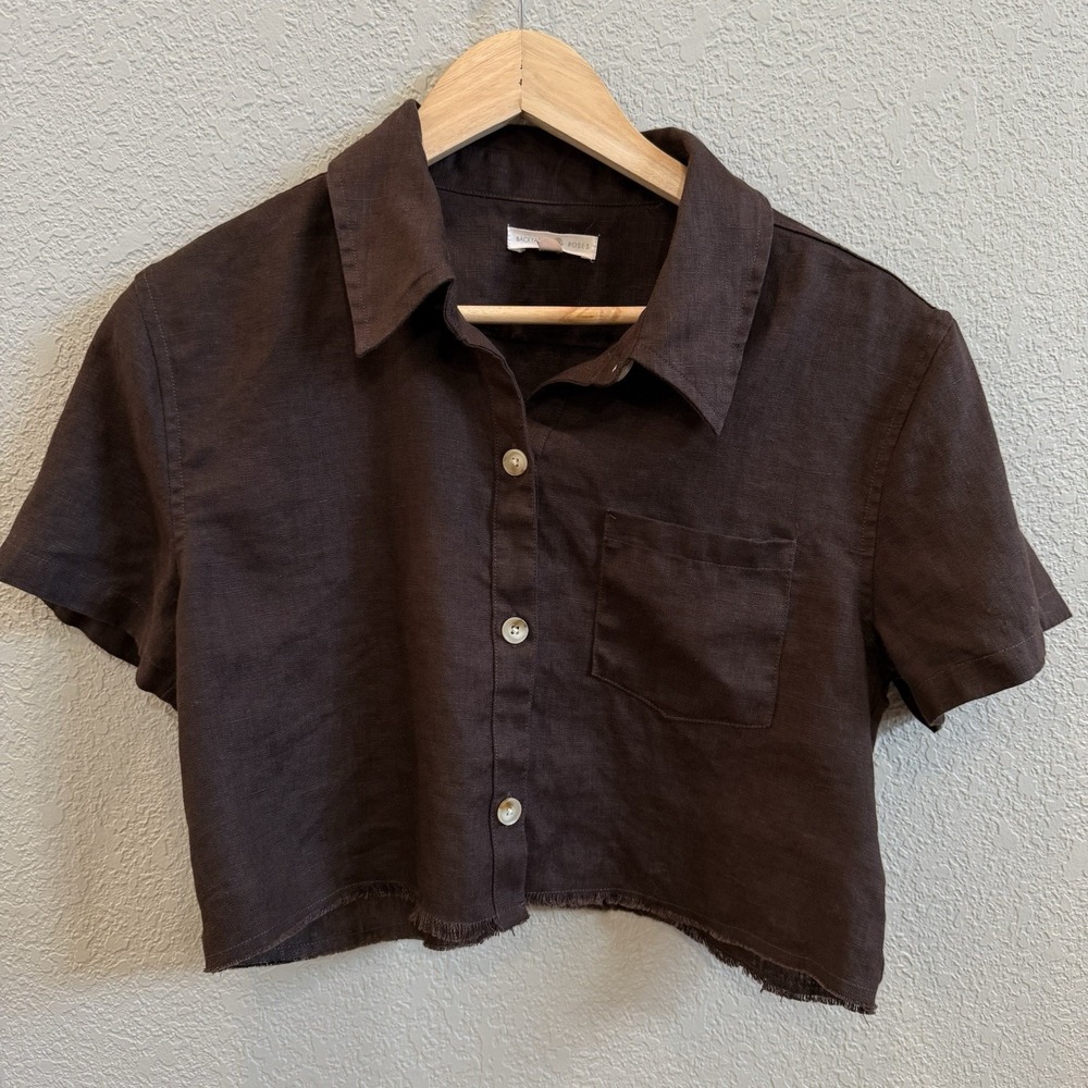 Cropped Chocolate Brown Linen Button-Up Short Sleeve Shirt • M • Backyard Roses